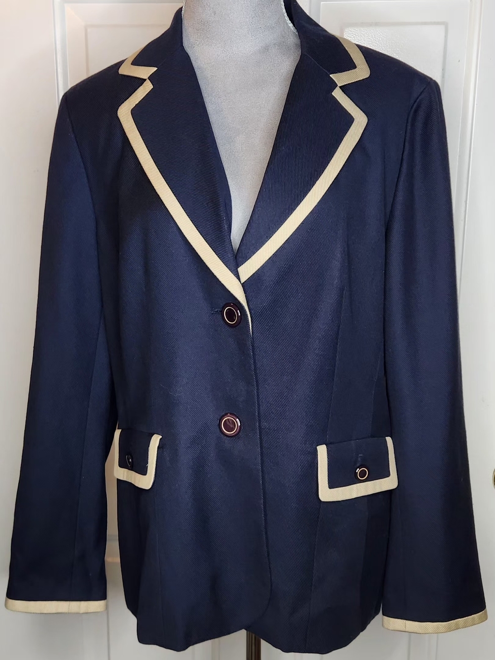 Talbots Navy Blazer with Cream Contrast Trim Size 14